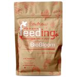 Порошковое органическое удобрение для цветения BioBloom 4-9-9 в упаковке 1 кг