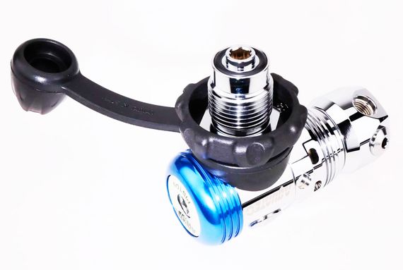 Первая ступень регулятора Aquatec RG-1100F DIN