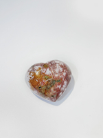 Сердечко из океанической яшмы крупное