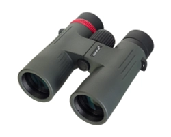 Фотобинокль Levenhuk Kelvin Snap 8x42 в перспективе под углом