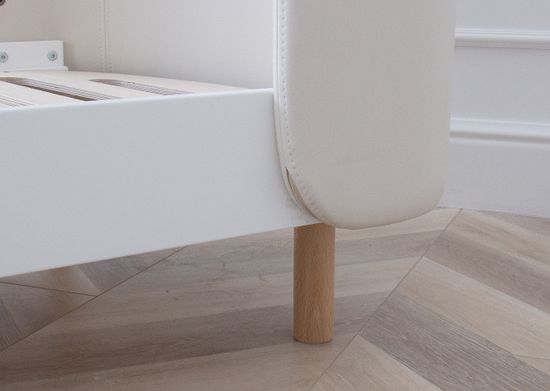 Кровать KIDI Soft для детей от 3 до 7 лет (молочный, экокожа)