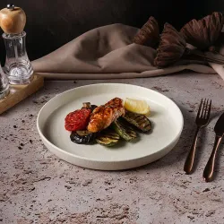 Тарелка с бортом d 27 см h3 см Elephant Ivory P.L. Proff Cuisine [1]