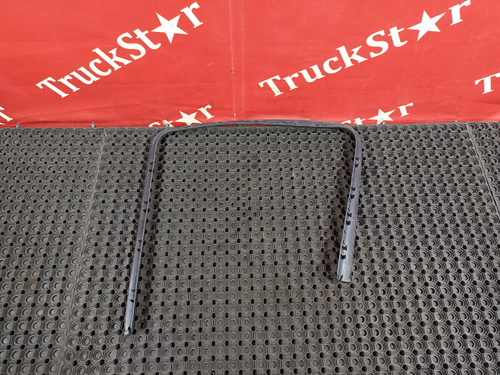 Накладка двери левой