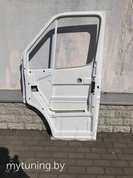 Дверь пассажирская стеклопластик для Mercedes W901-W905