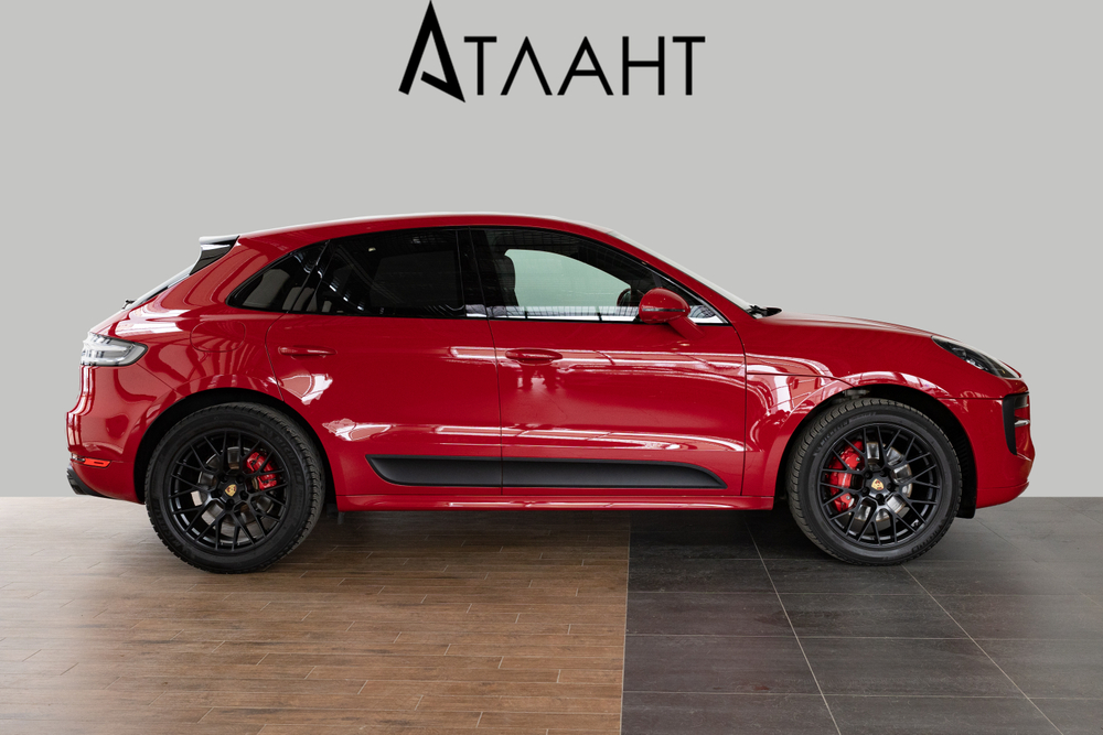 Porsche Macan, 2021 год