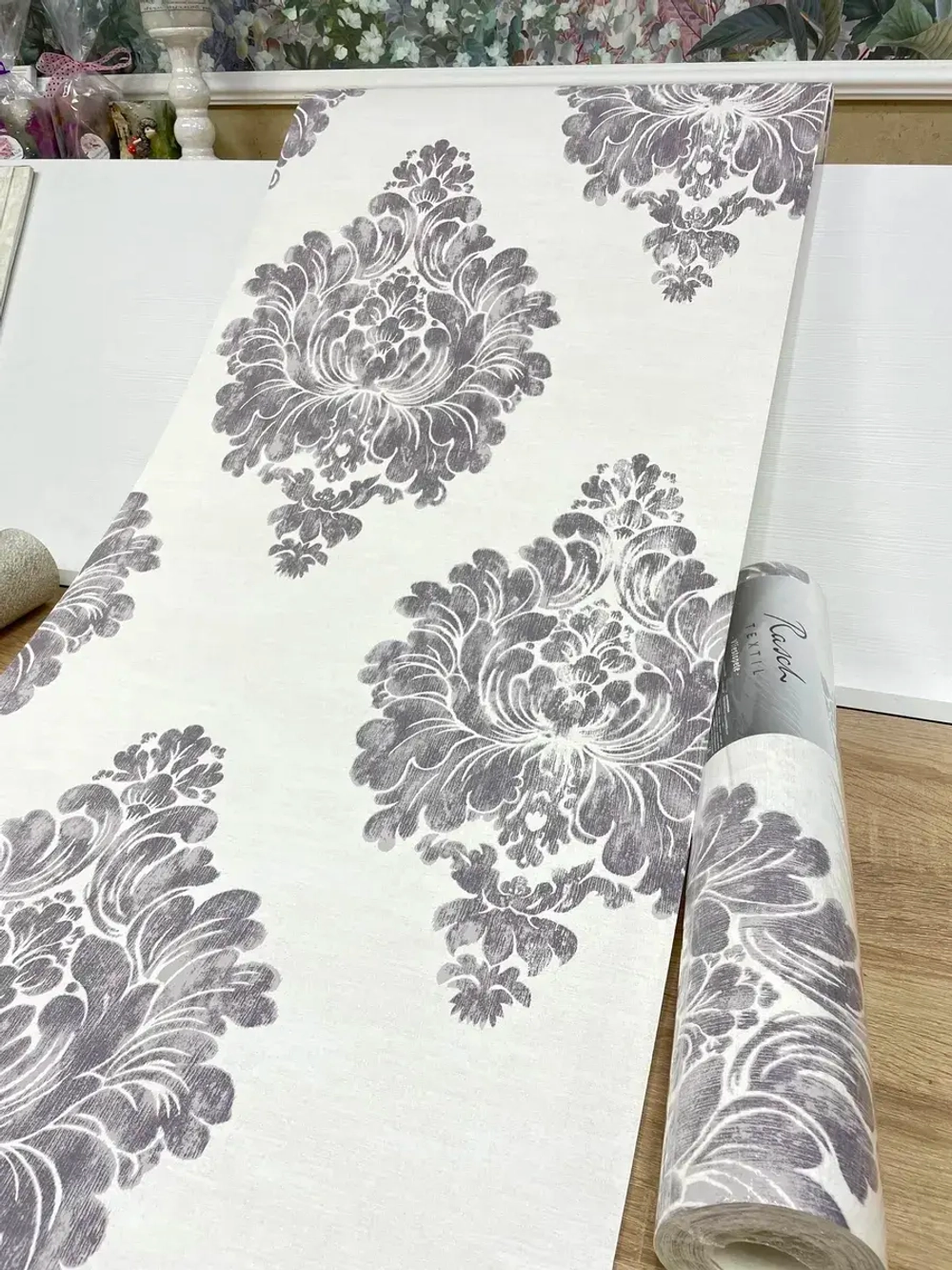 Обои чистый флизелин 225333 Comtesse Textil Германия