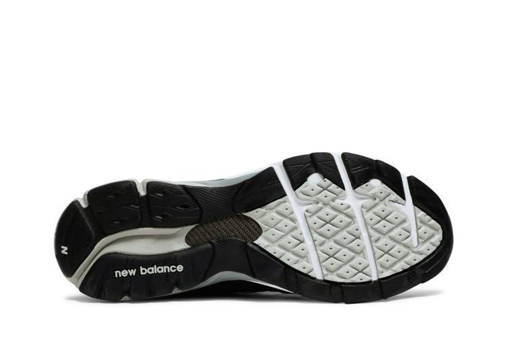 Кроссовки New Balance Nb 990 V3