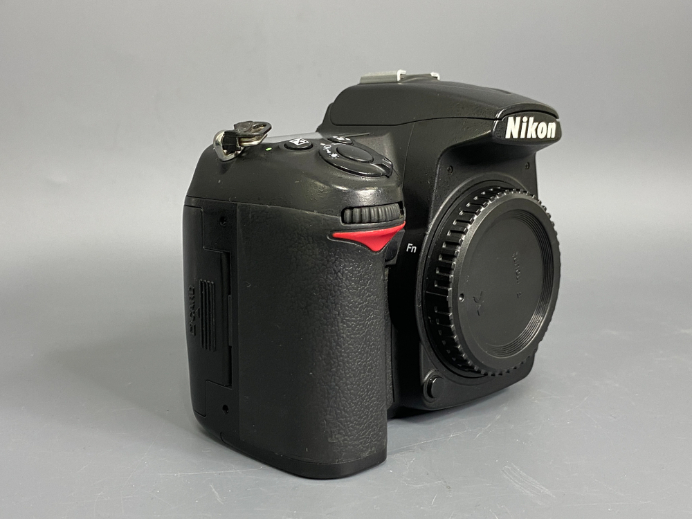 Nikon D7000 70.000 кадров