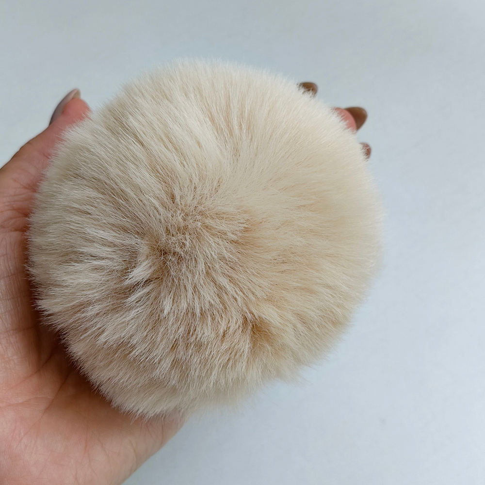 Помпон из искусственного меха "Какао" d=10 см