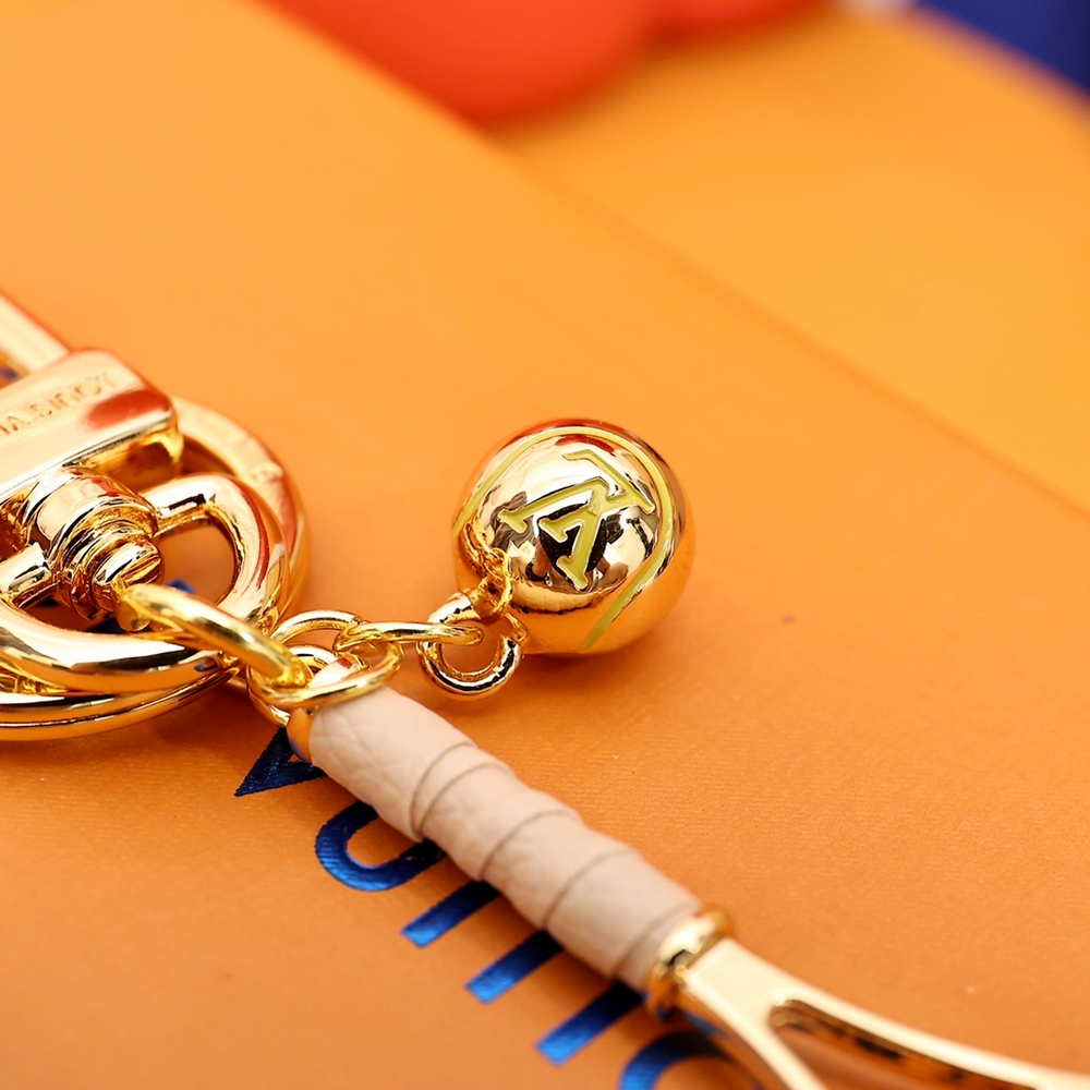 Louis Vuitton Serve Keyring