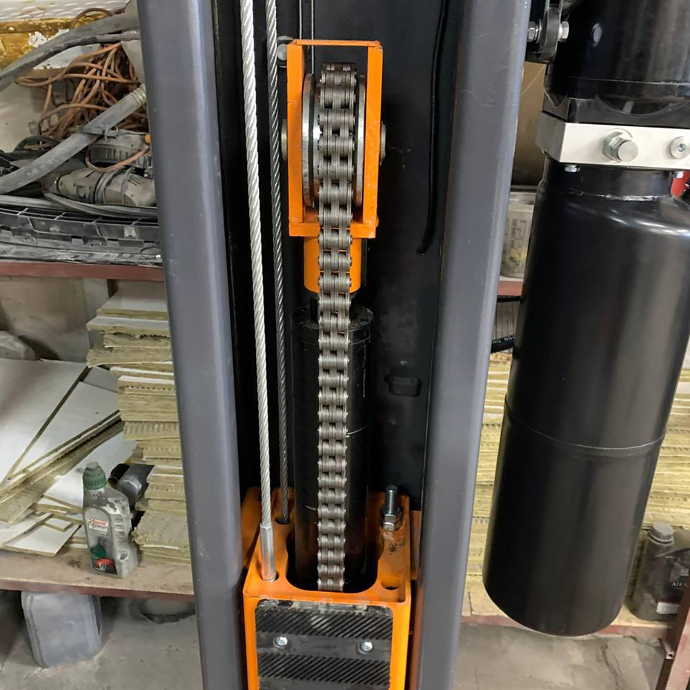 WDK-524N Подъемник двухстоечный с нижней синхронизацией 5 тонн, одност. разбл., 380В