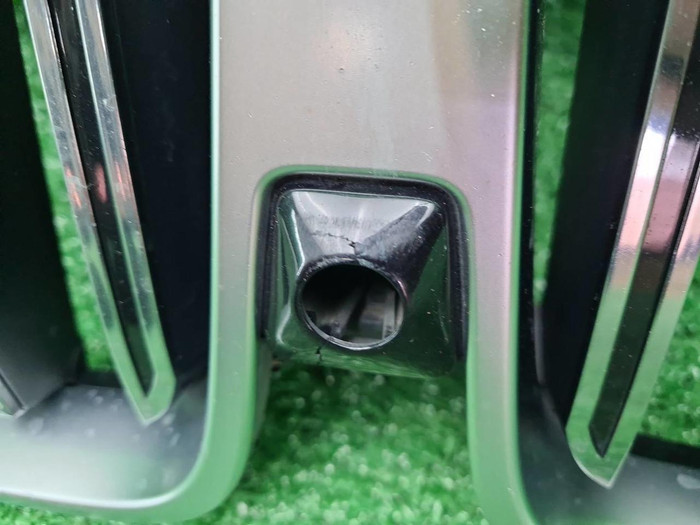 Решетка радиатора BMW X7 G07 (2022-н.в.)