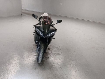 Yamaha YZF-R1 , 2005