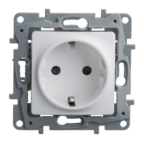 Etika Розетка 2к +3 винты бел. 672221