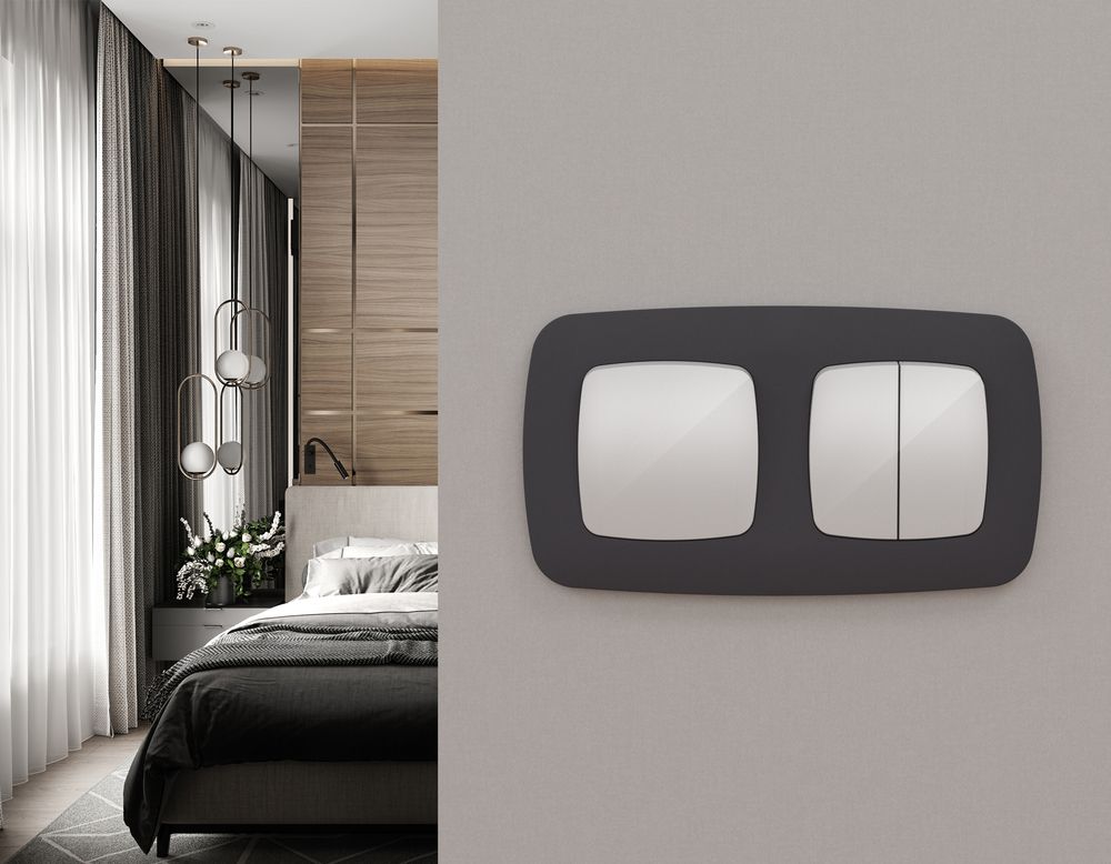 MO401030 Комплект механизма 1-кл перекрестного выключателя OMEGA Серебро глянец QUANT (OP4010, VM112)