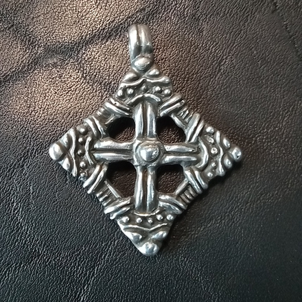 Крест. Мосгард, Хедебю 9-10 в. (серебро)