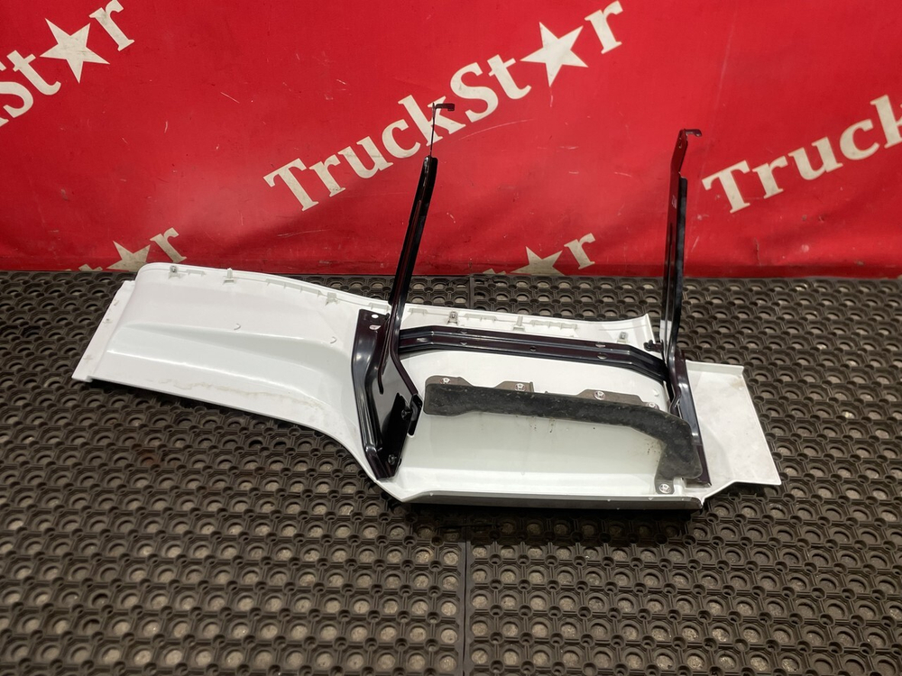 Корпус подножки левый 2023г.