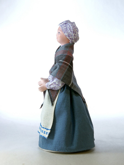 Кукла  коллекционная няня Пушкина Арина Родионовна