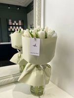 Букет из 15 классических тюльпанов белого цвета доступен к заказу с 3.03.2026
