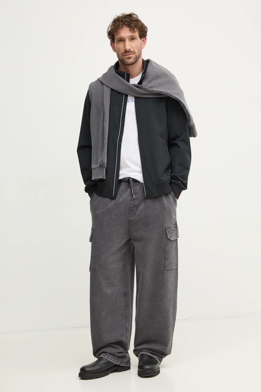 Брюки мужские GUESS