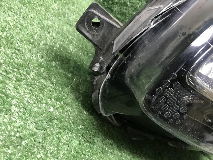 Битая Фара левая Smart Fortwo 3 (14-нв) галоген