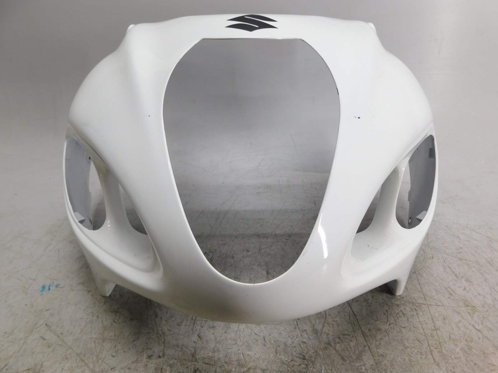 пластик передний (обтекатель) Suzuki Hayabusa GSX1300R 99-07 94411-24F0.