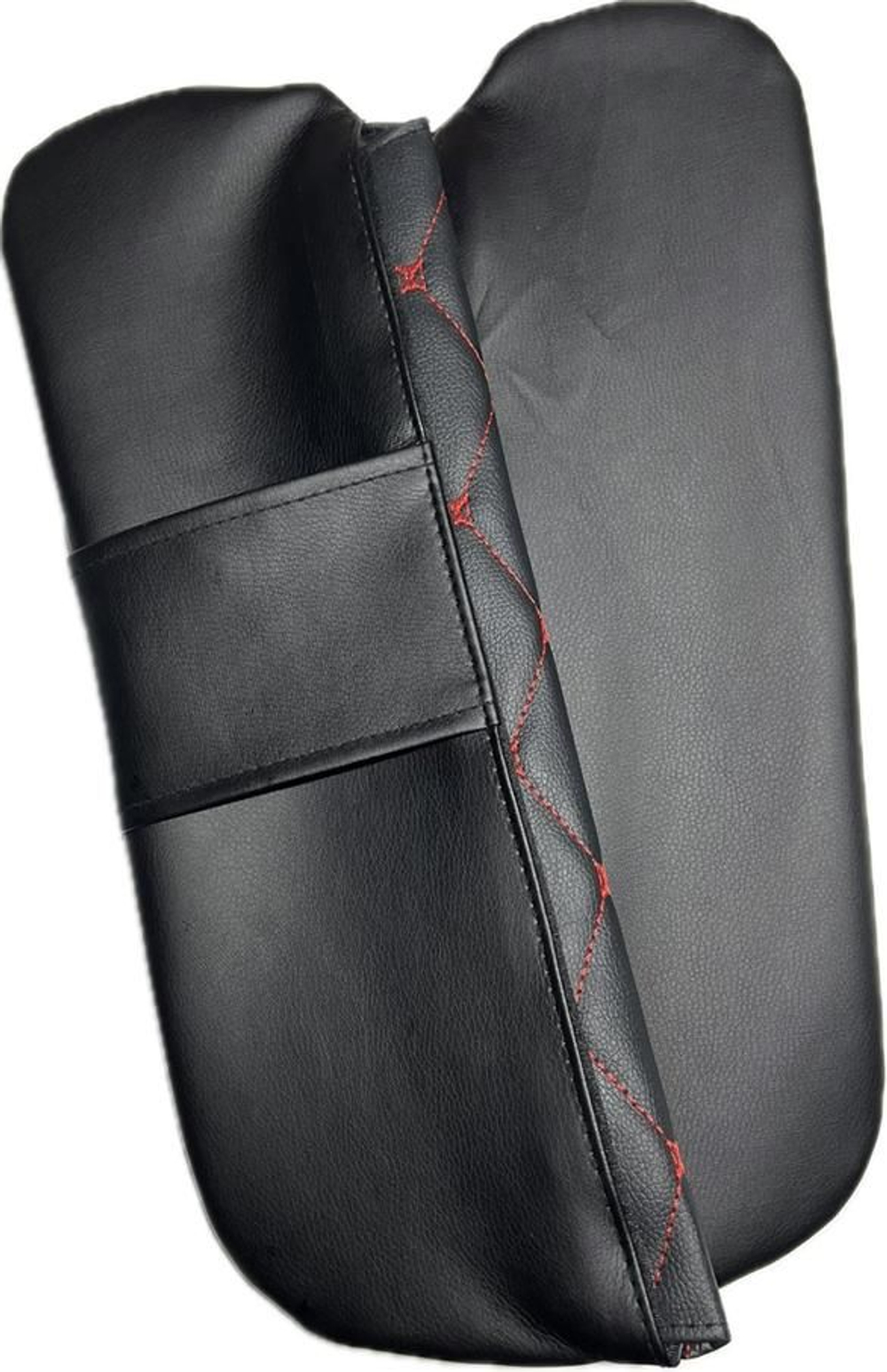 Чехлы на козырьки ВАЗ 2104, 2105, 2107 (красная нить Бабочка)