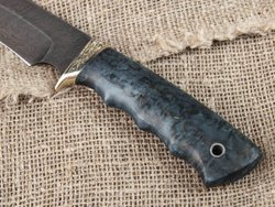 Нож "Ястреб", дамасская сталь, рукоять синяя стабилизированная карельская береза