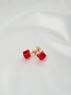 Серьги-гвоздики Миражи с красными кристаллами-кубиками Swarovski