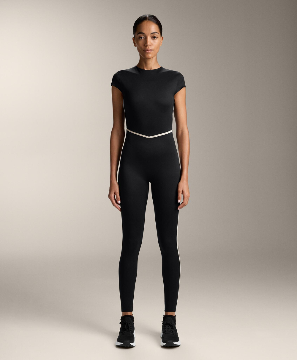 Oysho Длинный комбинезон Perfect Adapt, черный