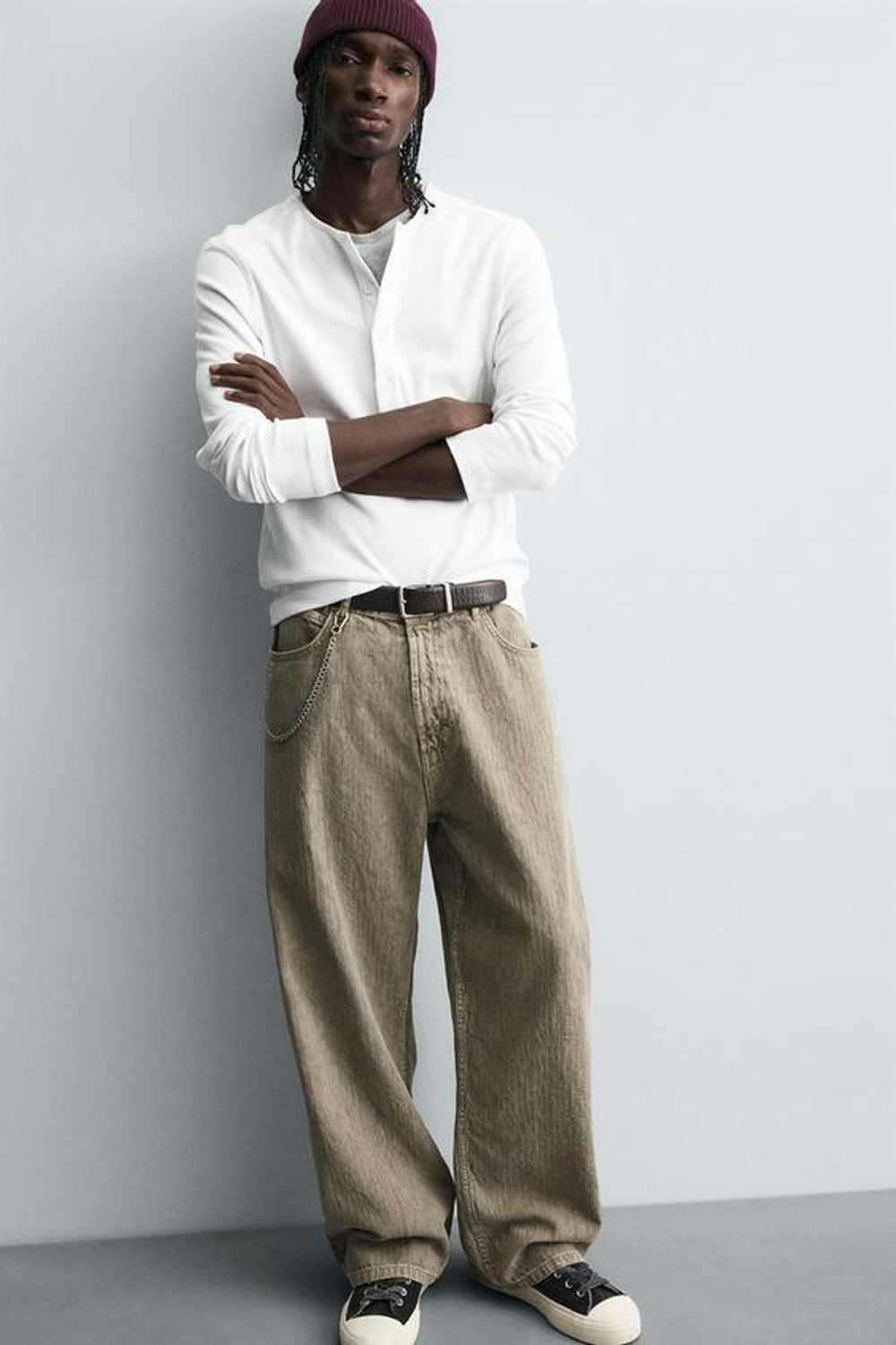 ZARA БРЮКИ BAGGY FIT С ПРИНТОМ И ЭФФЕКТОМ ПОТЕРТОСТИ, СВЕТЛЫЙ ХАКИ