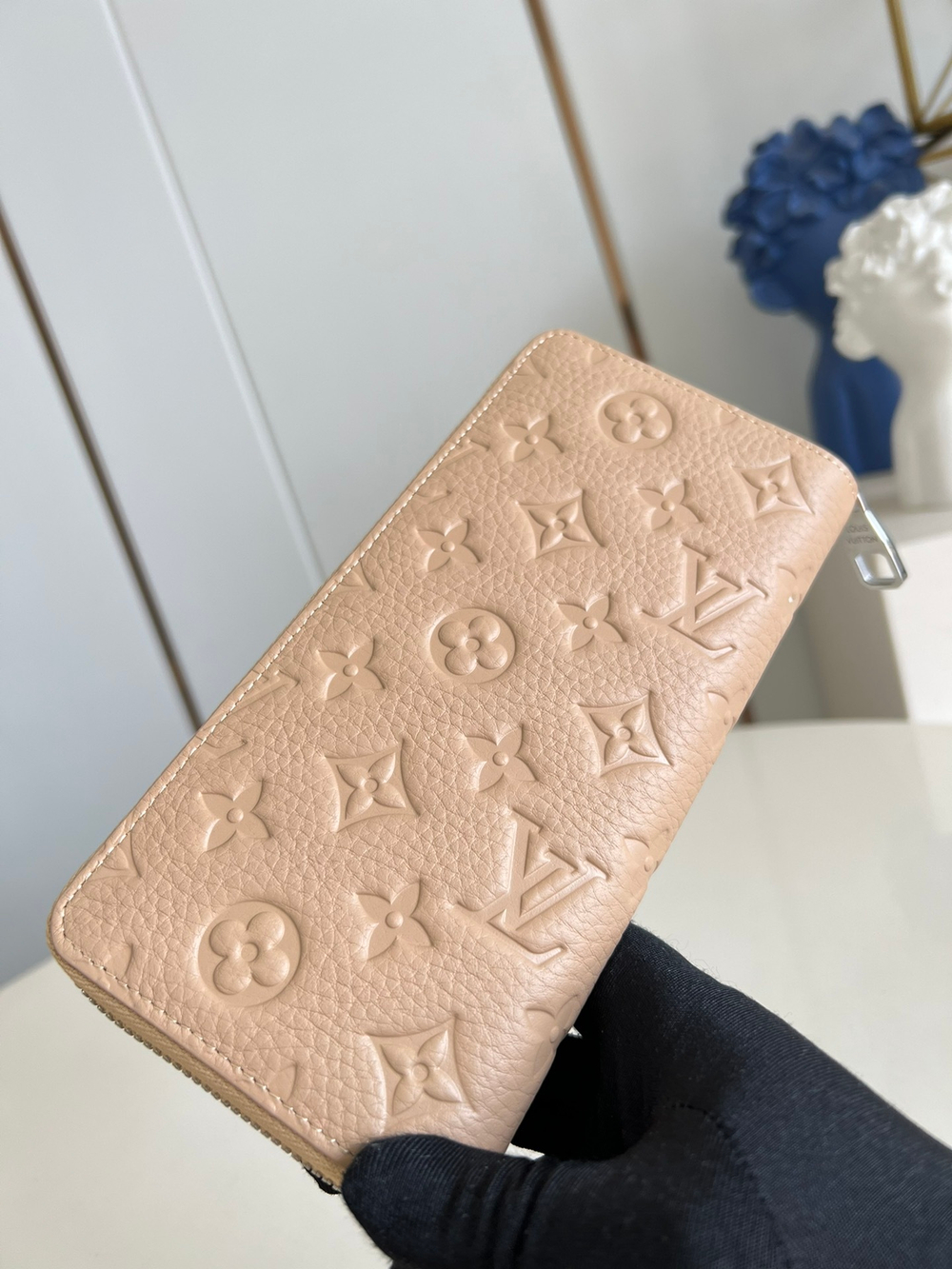 Louis Vuitton Zippy Vertical Wallet