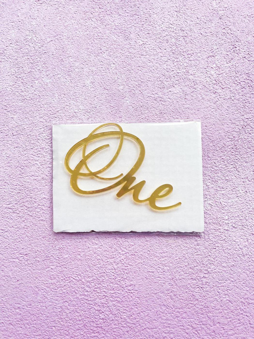 Топпер «One», акрил