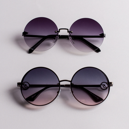 Примерка очков в пункте выдачи CDEK