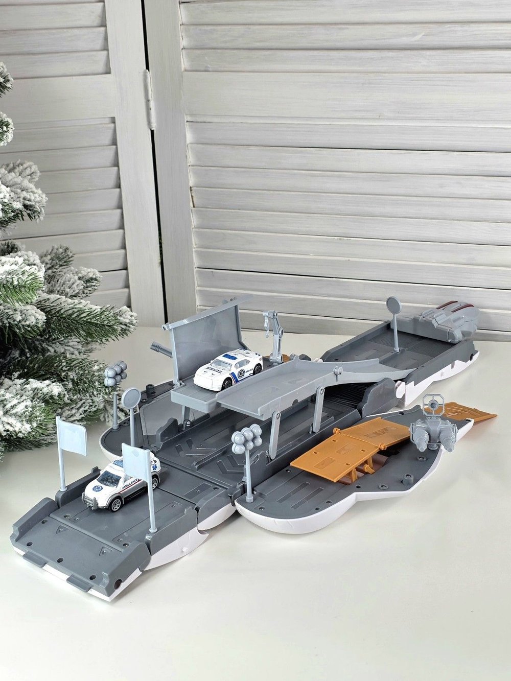 Игровой набор Парковка "Гонки" 2в1 свет/звук (200503277)