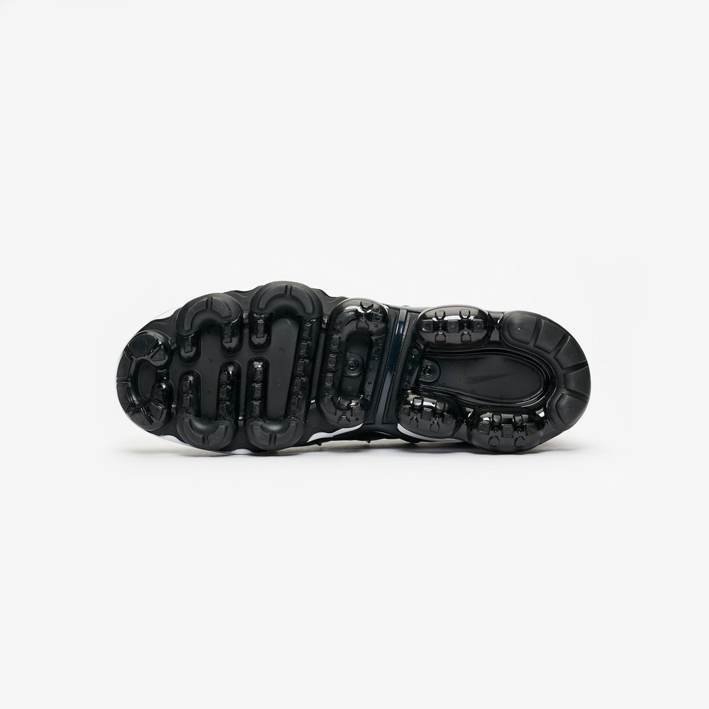 Кроссовки мужские NIKE AIR VAPORMAX PLUS