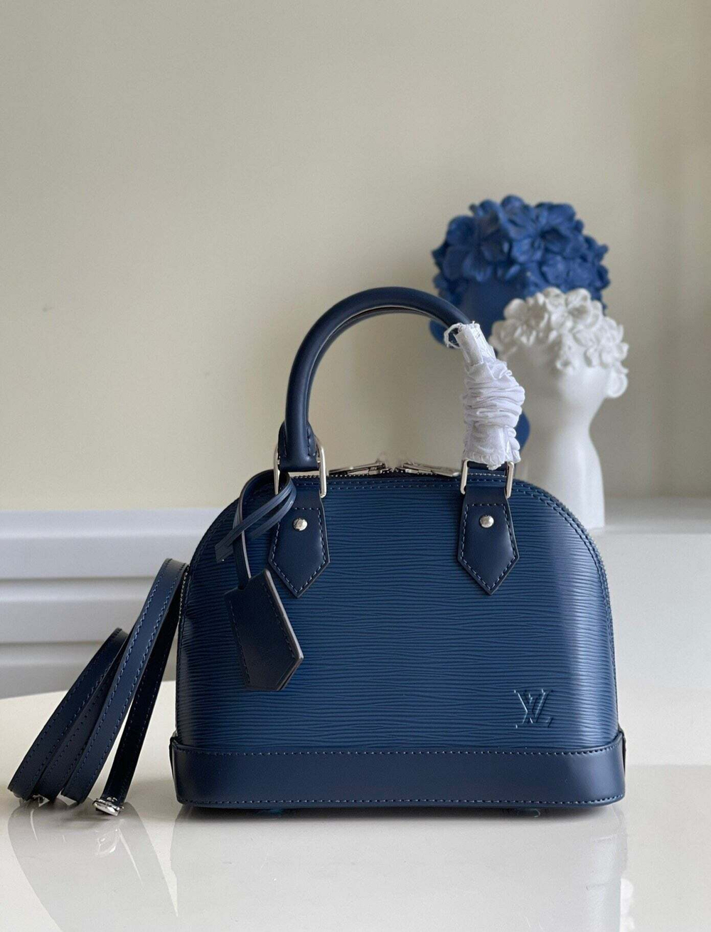 Louis Vuitton Alma BB