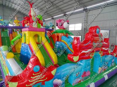 Коммерческий надувной батут "Невероятные приключения" 24*9*9 м