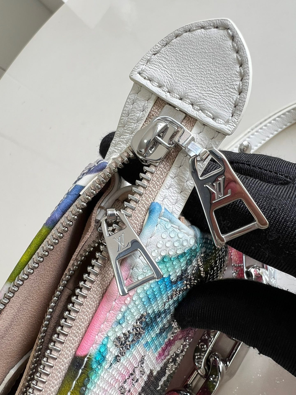Louis Vuitton Coussin BB