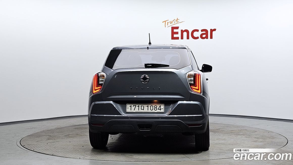 KG Mobility (Ssangyong) Very New Tivoli Дизель 1.6 2WD (01.2020)