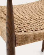 Analy Стул из массива дуба с отделкой под орех и сиденьем из веревки