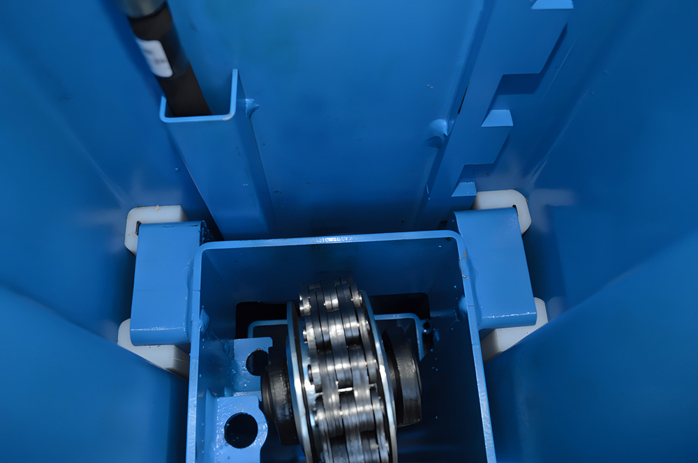 Подъемник двухстоечный GW-C4500 220 Great Wolf, 4.5 т, 220 вольт, нижняя синхронизация, гидравлический