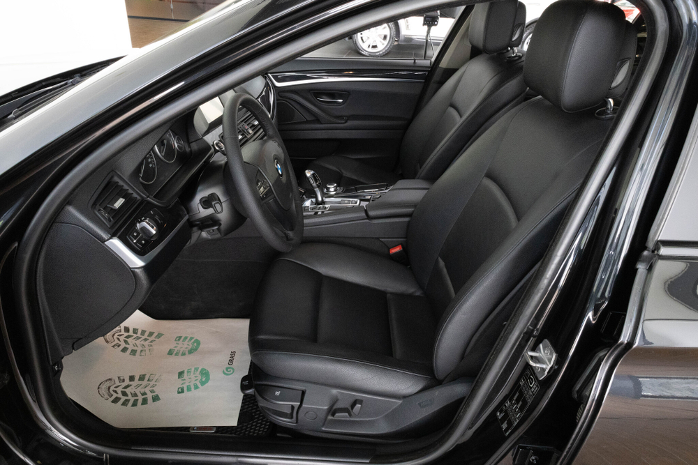 BMW 5-Series, 2013 год