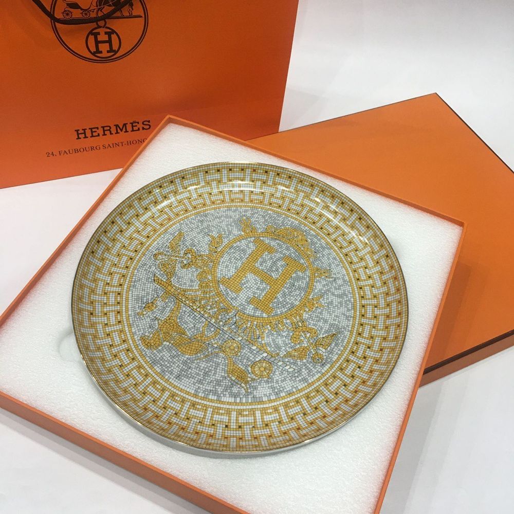 Кроссовки Hermes