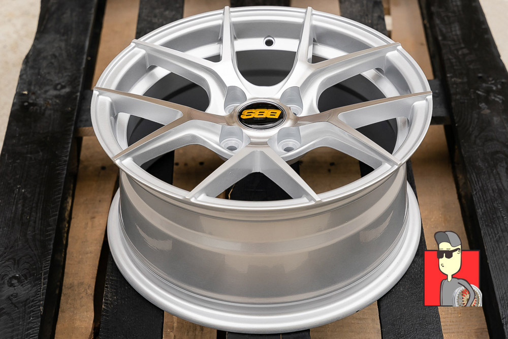 Комплект дисков RGW YL8832 15x7 et35 4x100