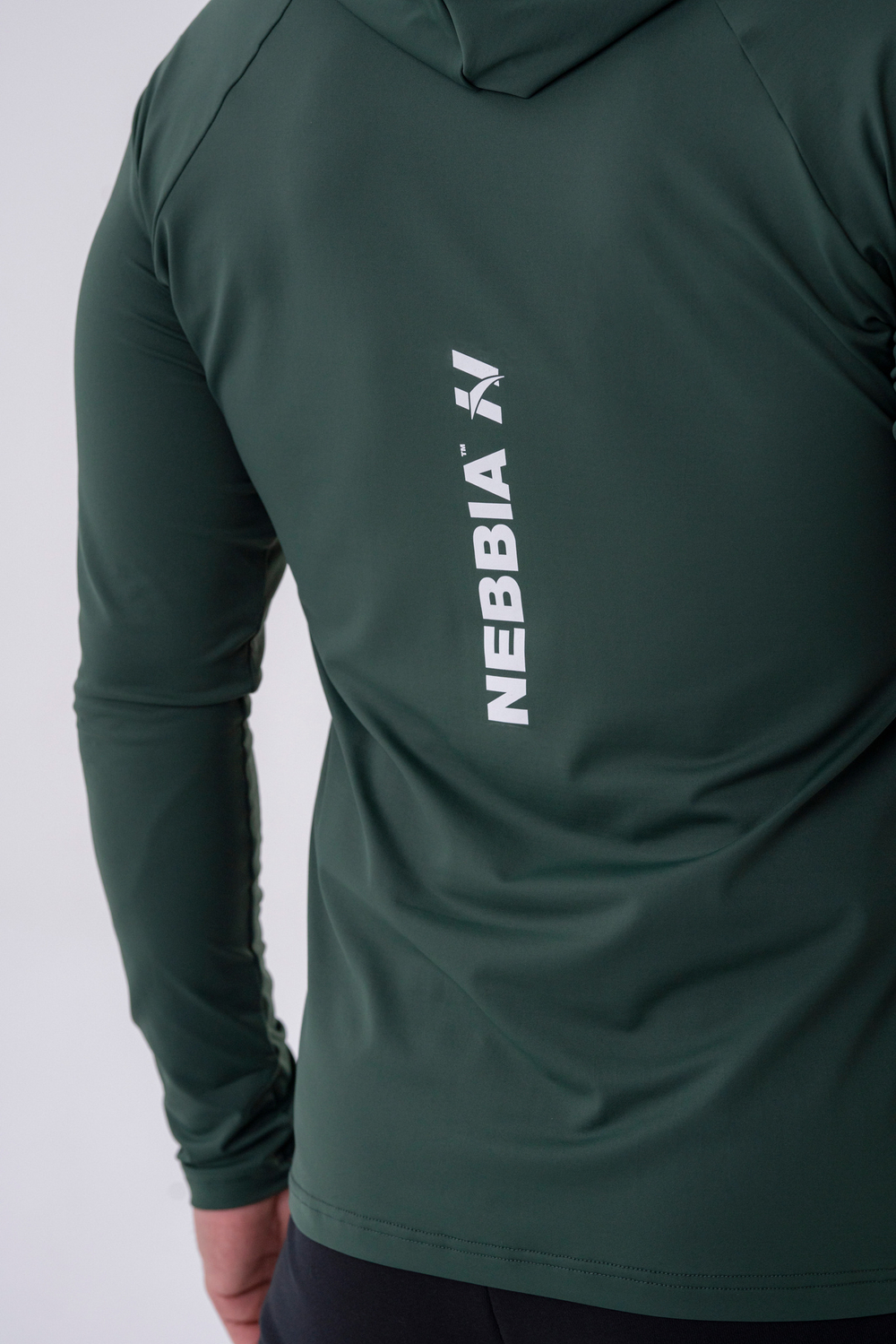 Кофта LONG-SLEEVE T-SHIRT WITH A HOODIE 330
Зеленая