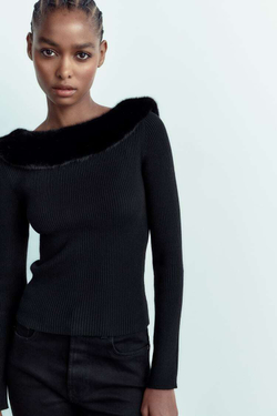 ZARA СВИТЕР С ВОРОТНИКОМ ИЗ ИСКУССТВЕННОГО МЕХА, ЧЕРНЫЙ