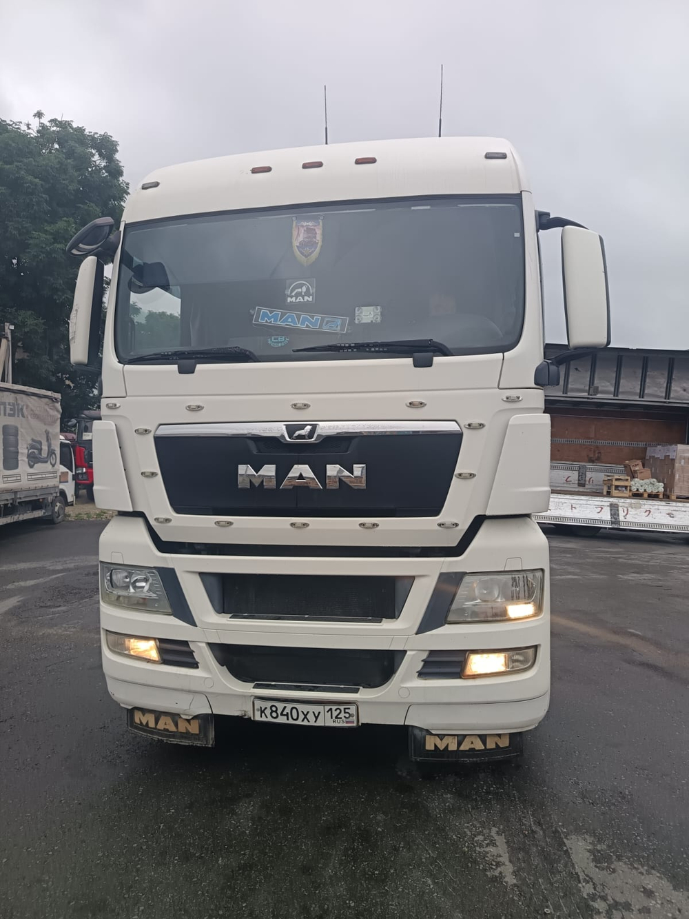 MAN TGX 4x2 Седельный тягач 18.440 4x2 BLS (Дизельный, 10,5 л, 441 л.с., АТ)
