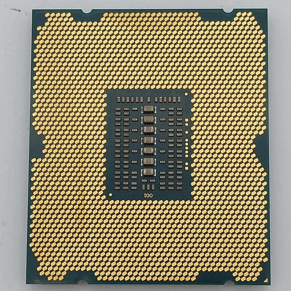 Процессор Intel Xeon E5-2650v2