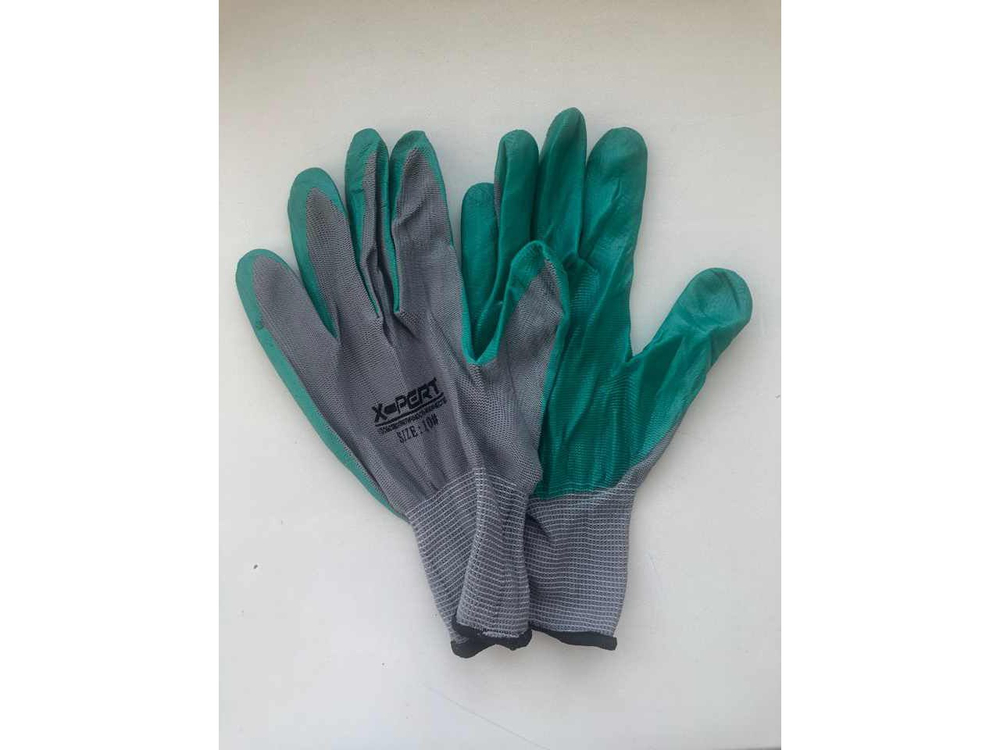 Перчатки нейлоновые Серые с зеленым латексным покрытием (уп-12шт)